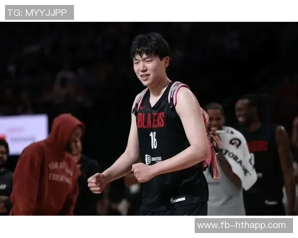 今天的表现如何杨瀚森幽默回应自评NobadSoSo引发共鸣