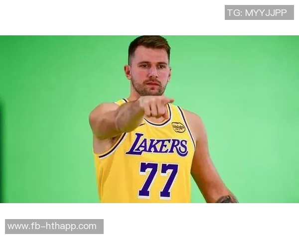 东契奇期待湖人揭幕战目标直指总冠军荣耀 东契奇期待湖人揭幕战目标直指总冠军荣耀