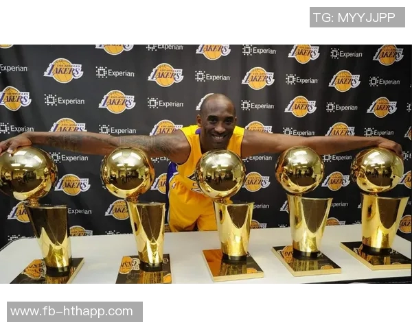 阿德尔曼称爱德华兹具科比特质有望成为顶级球员